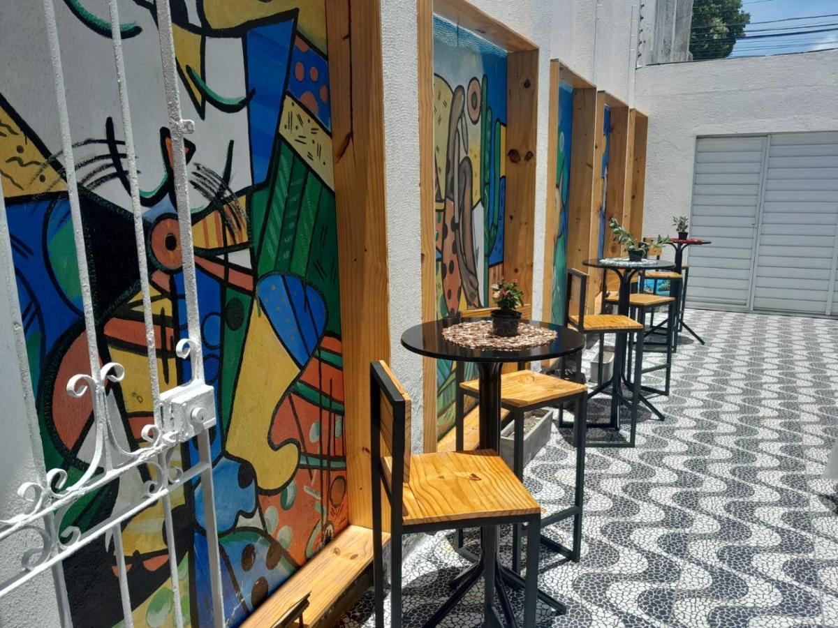 "Le Chat Qui Peche" Hostel A 150 Metros Da Praia De Pajucara Масейо Екстер'єр фото
