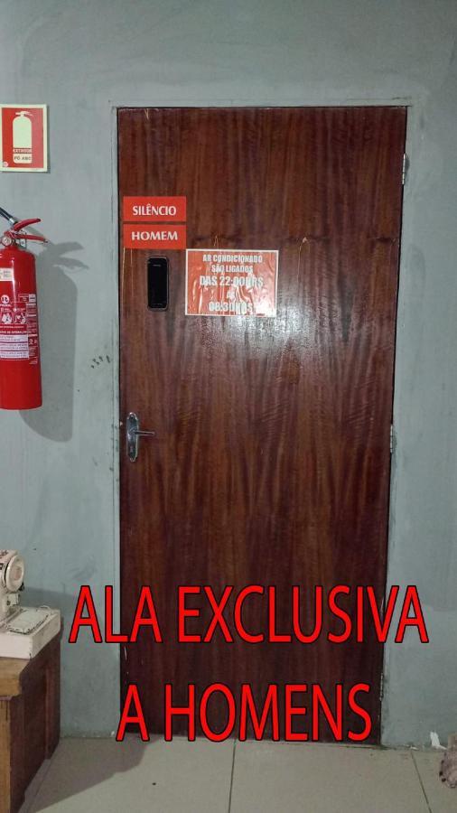 "Le Chat Qui Peche" Hostel A 150 Metros Da Praia De Pajucara Масейо Екстер'єр фото